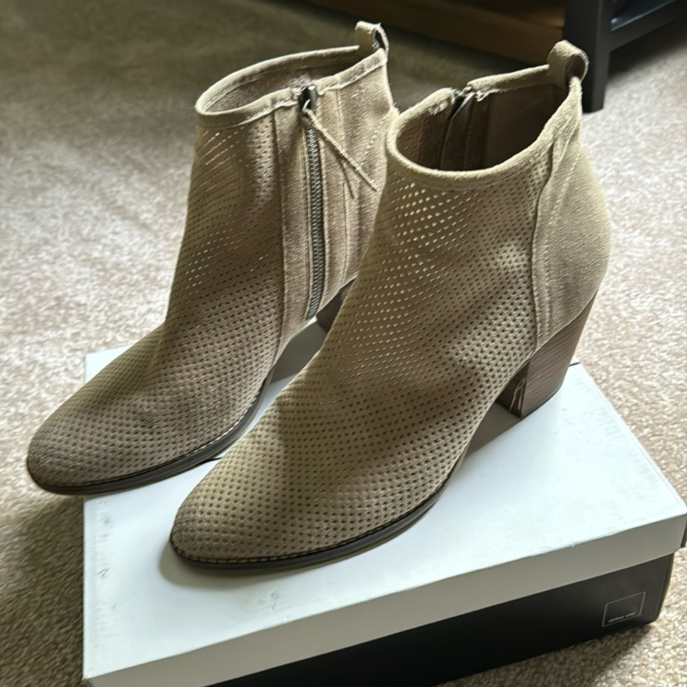 Dolce Vita taupe suede bootie